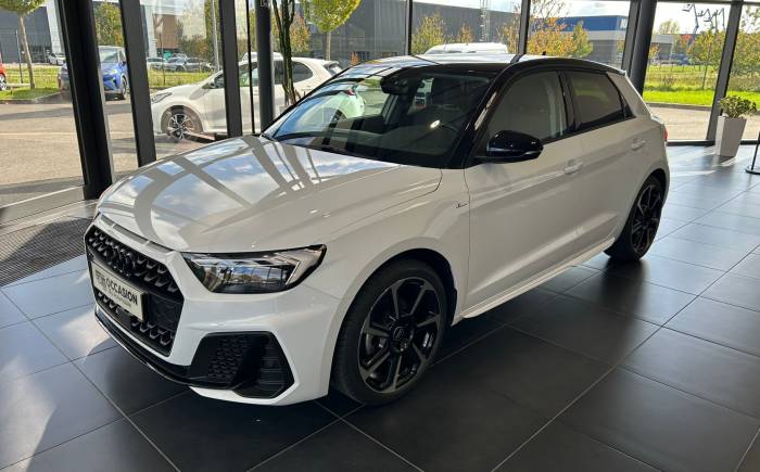 AUDI A1 SPORTBACK 30 TFSI 110 ch S tronic 7 S-Line
