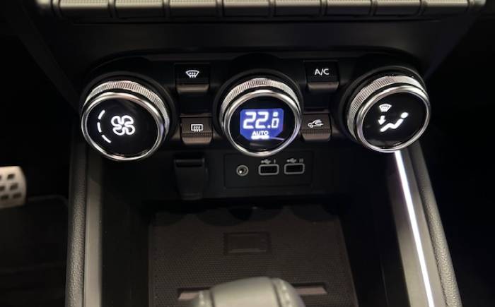 RENAULT CLIO V E-Tech full hybrid 145 Esprit Alpine *** VEHICULE DE DIRECTION ***