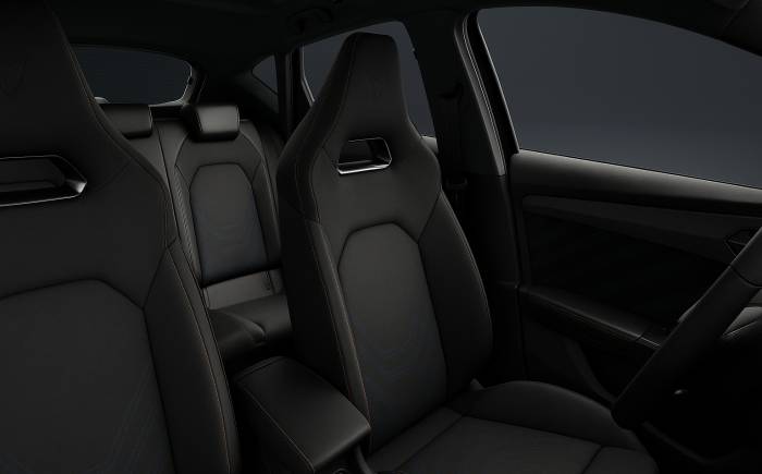 CUPRA FORMENTOR 1.5 eTSI Hybrid 150 ch DSG7 V TOIT PANO 