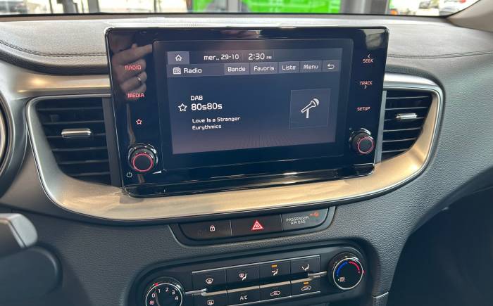 KIA CEED 1.5 T-GDi 160 ch DCT7 Active Business *** CAMERA - CARPLAY - CLIM - GARNATIE 7 ANS ***