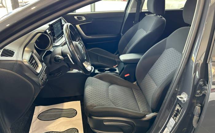 KIA CEED 1.5 T-GDi 160 ch DCT7 Active Business *** CAMERA - CARPLAY - CLIM - GARNATIE 7 ANS ***