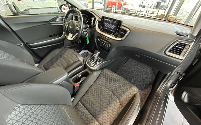 KIA CEED 1.5 T-GDi 160 ch DCT7 Active Business *** CAMERA - CARPLAY - CLIM - GARNATIE 7 ANS ***