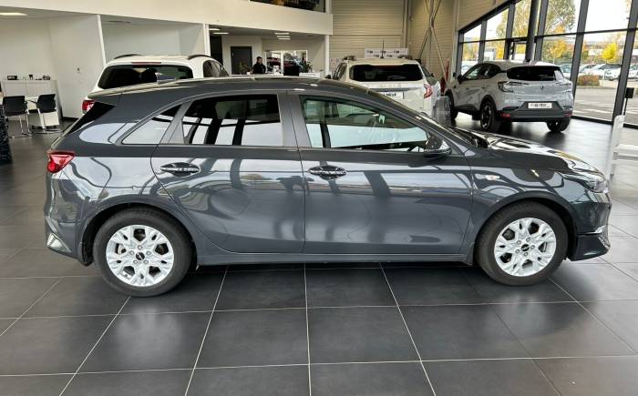 KIA CEED 1.5 T-GDi 160 ch DCT7 Active Business *** CAMERA - CARPLAY - CLIM - GARNATIE 7 ANS ***