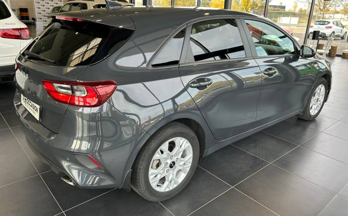 KIA CEED 1.5 T-GDi 160 ch DCT7 Active Business *** CAMERA - CARPLAY - CLIM - GARNATIE 7 ANS ***