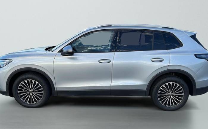 VOLKSWAGEN TIGUAN NOUVEAU 1.5 eTSI 150CV DSG7 LIFE PLUS