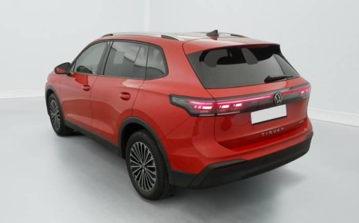 VOLKSWAGEN TIGUAN NOUVEAU 1.5 eTSI 150CV DSG7 LIFE PLUS