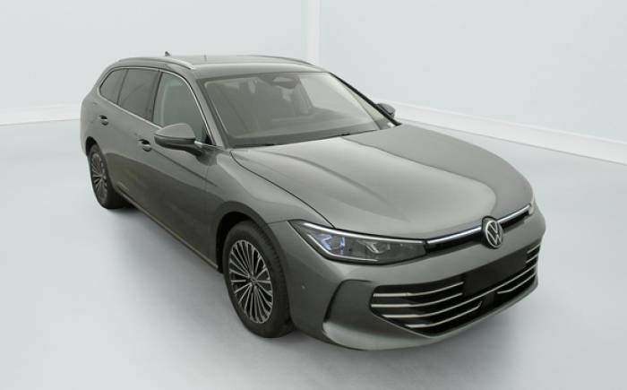 VOLKSWAGEN PASSAT 1.5 eTSI OPF 150 DSG7 Elegance