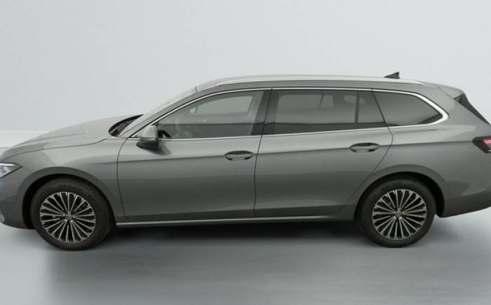 VOLKSWAGEN PASSAT 1.5 eTSI OPF 150 DSG7 Elegance