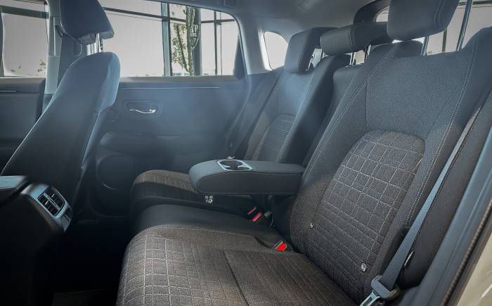 HONDA ZR-V E:HEV 2.0 i-MMD Executive *** NEUVE - DISPONIBLE - OFFRE EXCEPTIONNELLE - PRIX NEUVE 44150 € ***