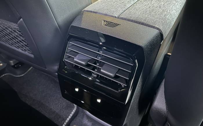 PEUGEOT 3008 Hybrid 145 e-DCS6 GT