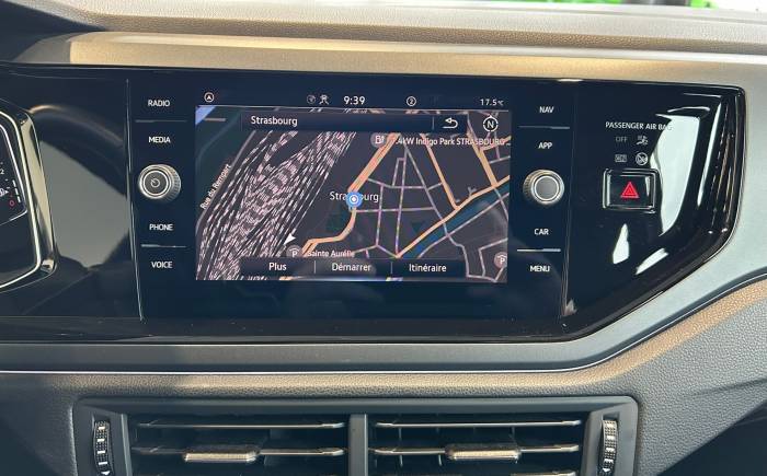 VOLKSWAGEN TAIGO 1.0 TSI 110 DSG7 R-Line *** COMME NEUVE ***