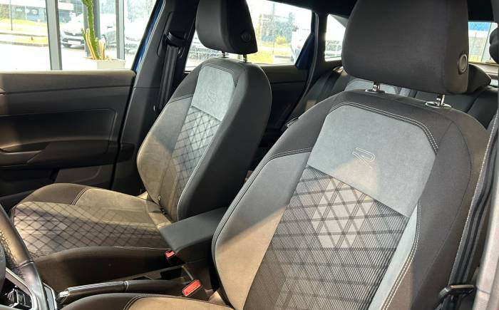 VOLKSWAGEN TAIGO 1.0 TSI 110 DSG7 R-Line *** COMME NEUVE ***