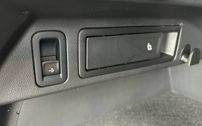 VOLKSWAGEN TIGUAN 2.0 TDI 150 DSG7 R-line