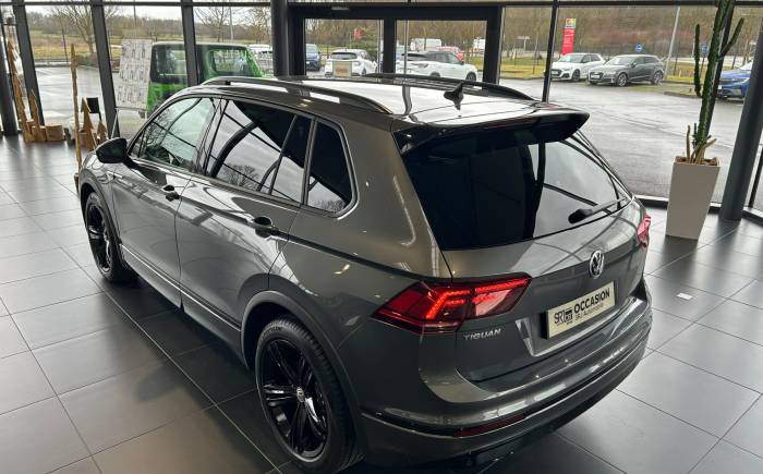 VOLKSWAGEN TIGUAN 2.0 TDI 150 DSG7 R-line