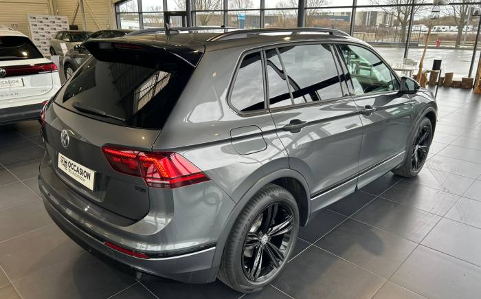 VOLKSWAGEN TIGUAN 2.0 TDI 150 DSG7 R-line