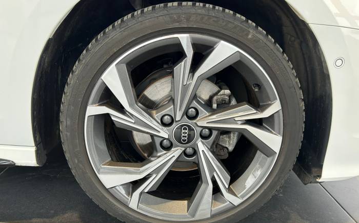 AUDI A3 BERLINE 35 TDI 150 S tronic 7 S-LINE