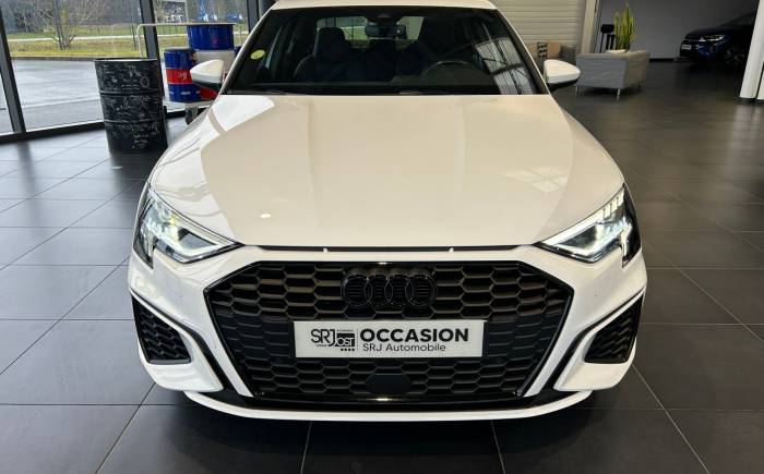 AUDI A3 BERLINE 35 TDI 150 S tronic 7 S-LINE