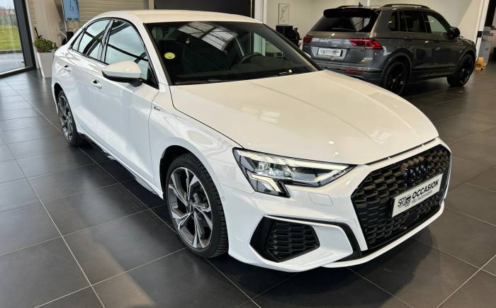 AUDI A3 BERLINE 35 TDI 150 S tronic 7 S-LINE