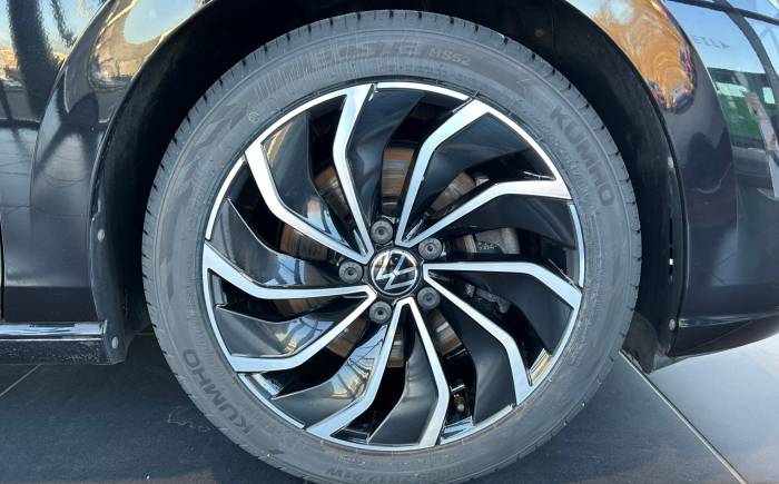 VOLKSWAGEN GOLF 1.5 TSI 150 BVM6 First Edition - 5 portes