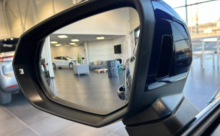 AUDI Q3 45 TFSIe 245 ch S tronic 6 S line