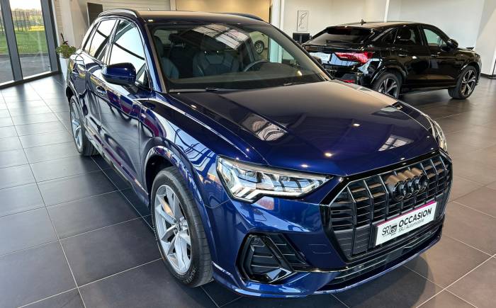 AUDI Q3 45 TFSIe 245 ch S tronic 6 S line