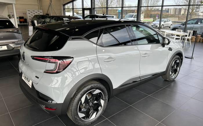 RENAULT CAPTUR E-Tech full hybrid 160 ch Techno