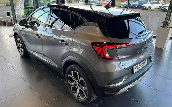 RENAULT CAPTUR 1.3 TCE 140 EDC INTENS