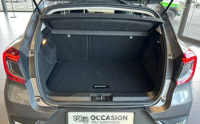 RENAULT CAPTUR 1.3 TCE 140 EDC INTENS