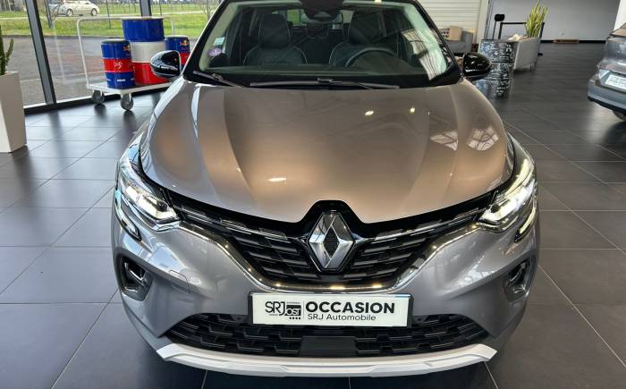 RENAULT CAPTUR 1.3 TCE 140 EDC INTENS