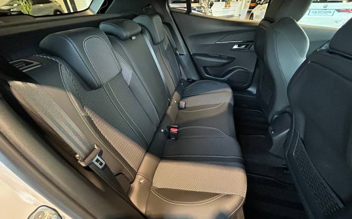 PEUGEOT 2008 PureTech 130 S&S EAT8 GT *** PNEUS 4 SAISONS - GRIP CONTROL - PHASE 2 - ENTRETIEN PEUGEOT ***