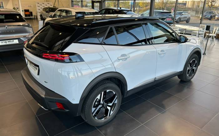 PEUGEOT 2008 PureTech 130 S&S EAT8 GT *** PNEUS 4 SAISONS - GRIP CONTROL - PHASE 2 - ENTRETIEN PEUGEOT ***