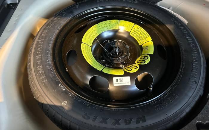 PEUGEOT 2008 PureTech 130 S&S EAT8 GT *** PNEUS 4 SAISONS - GRIP CONTROL - PHASE 2 - ENTRETIEN PEUGEOT ***