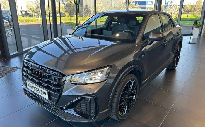 AUDI Q2 35 TFSI S TRONIC S-line