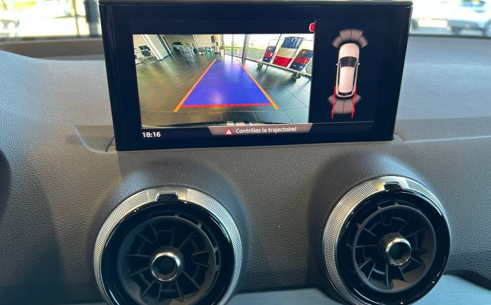 AUDI Q2 35 TFSI S TRONIC S-line