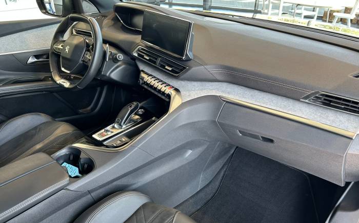 PEUGEOT 3008 BlueHDi 130ch S&S EAT8 GT Pack *** ATTELAGE - FOCAL - ALCANTARA - GARANTIE 12 MOIS - PREMIERE MAIN ***