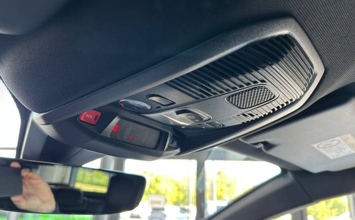 PEUGEOT 3008 BlueHDi 130ch S&S EAT8 GT Pack *** ATTELAGE - FOCAL - ALCANTARA - GARANTIE 12 MOIS - PREMIERE MAIN ***