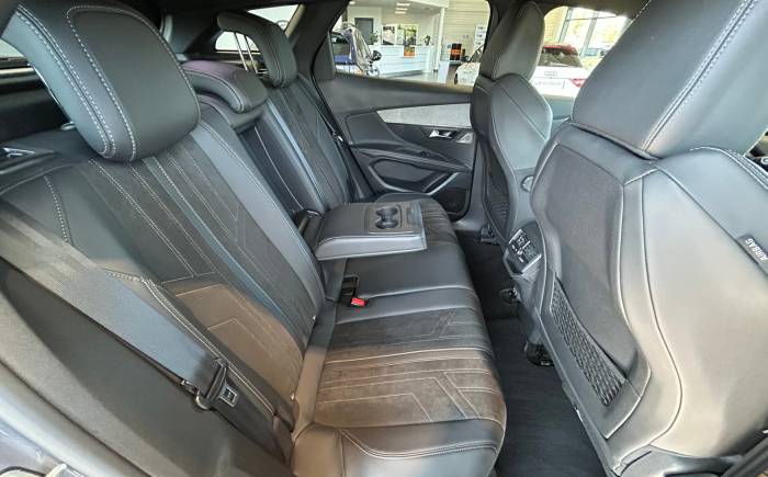 PEUGEOT 3008 BlueHDi 130ch S&S EAT8 GT Pack *** ATTELAGE - FOCAL - ALCANTARA - GARANTIE 12 MOIS - PREMIERE MAIN ***