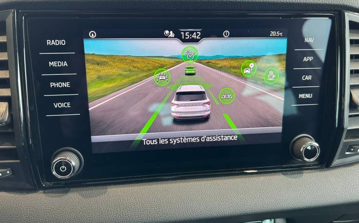 SKODA KAMIQ 1.0 TSI Evo 2 116 ch BVM6 Selection *** SUPER EQUIPEE AVEC PACK DESIGN NOIR ***