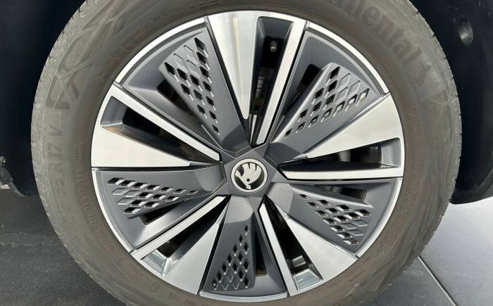 SKODA KAMIQ 1.0 TSI Evo 2 116 ch BVM6 Selection *** SUPER EQUIPEE AVEC PACK DESIGN NOIR ***