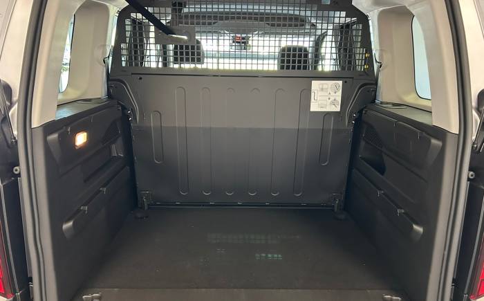 PEUGEOT RIFTER M bluehdi 130 s&s eat8 5 places allure *** version n1 exoneree de malus ***
