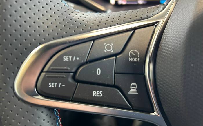 RENAULT CAPTUR E-tech full hybrid 160 ch esprit alpine *** Prix du neuf 36 450 Euros - Pas de malus ***