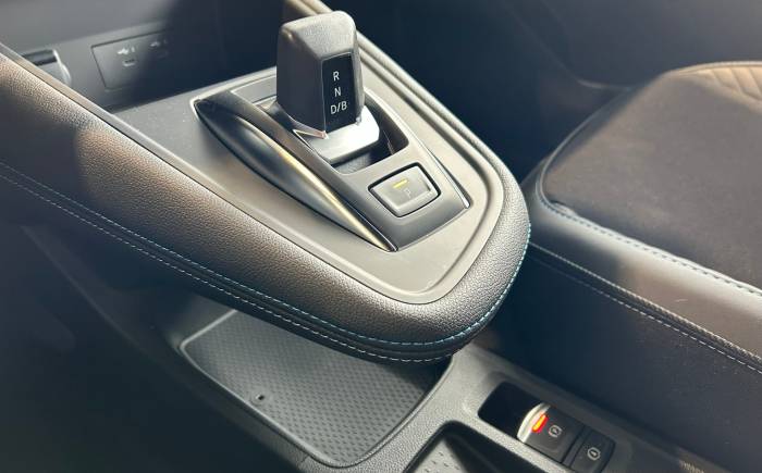 RENAULT CAPTUR E-tech full hybrid 160 ch esprit alpine *** Prix du neuf 36 450 Euros - Pas de malus ***