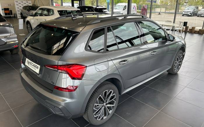 SKODA KAMIQ 1.0 tsi evo 2 116 ch bvm6 selection *** super equipee avec pack design noir et pneus 4 saisons ***