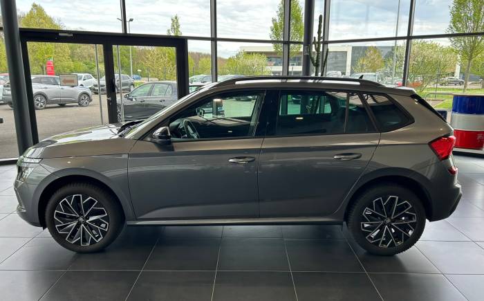 SKODA KAMIQ 1.0 tsi evo 2 116 ch bvm6 selection *** super equipee avec pack design noir et pneus 4 saisons ***