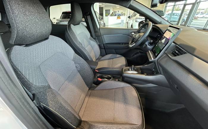 RENAULT CAPTUR E-tech full hybrid 160 ch techno