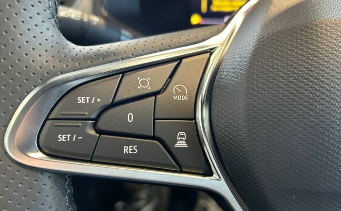 RENAULT CAPTUR E-tech full hybrid 160 ch techno