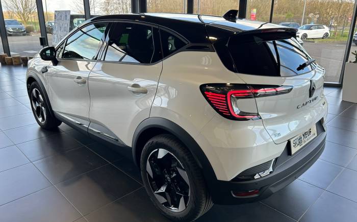 RENAULT CAPTUR E-tech full hybrid 160 ch techno