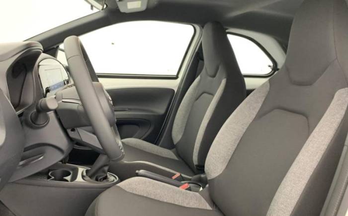 TOYOTA Aygo x 1.0 VVT-I 72 DYNAMIC