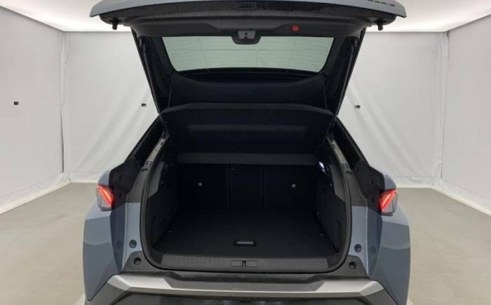 PEUGEOT 3008 HYBRID 145 E-DCS6 GT