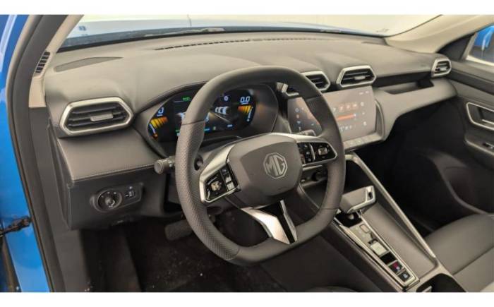 MG ZS 1.5 L HYBRID+ 197 CH LUXURY